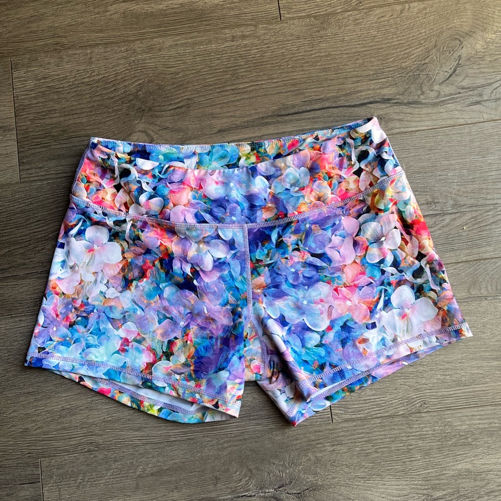 Born primitive Booty shorts